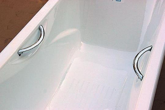 изображение Ванна Roca Malibu 2315G000R 150х75 см с отверстиями для ручек от Магия Воды